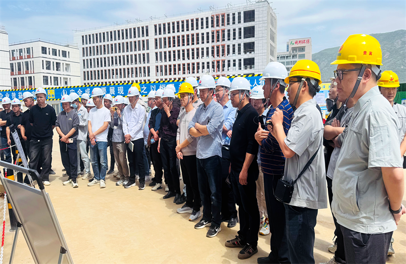 2025年4月17日，由莆田市涵江区住房和城乡建设局主办、俄罗斯专享会三建承办的钢筋安装工程质量防控现场交流会在联东U谷·涵江海峡智造产业谷一期成功召开。